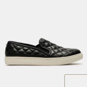 Steve Madden ECENTRCQ Quilted Platform Sneaker